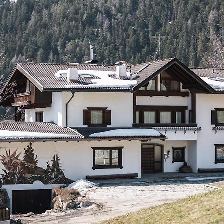 Kronplatz Lodge Dolomites San Vigilio Di Marebbe Ngoại thất bức ảnh
